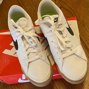 Nike Court Legacy White and Black Sneakers women’s